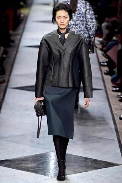 Look 21